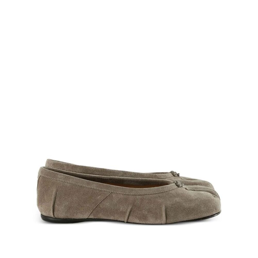 Maison Margiela Women Ballerine Tabi In Pelle Scamosciata